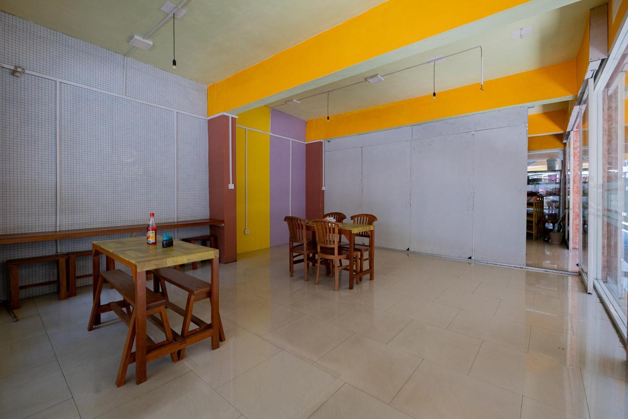 Reddoorz Syariah At Jalan Sunan Giri Tuban Hotel Tuban  Kültér fotó